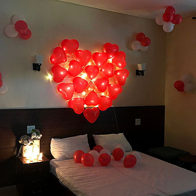 Balloons Decorations for Birthday Party, Anniversary at Home - Ferns N ...